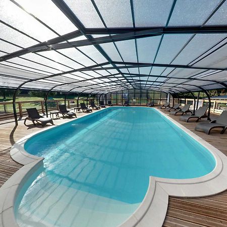 Camping Les Vernieres La Bourboule Exterior foto